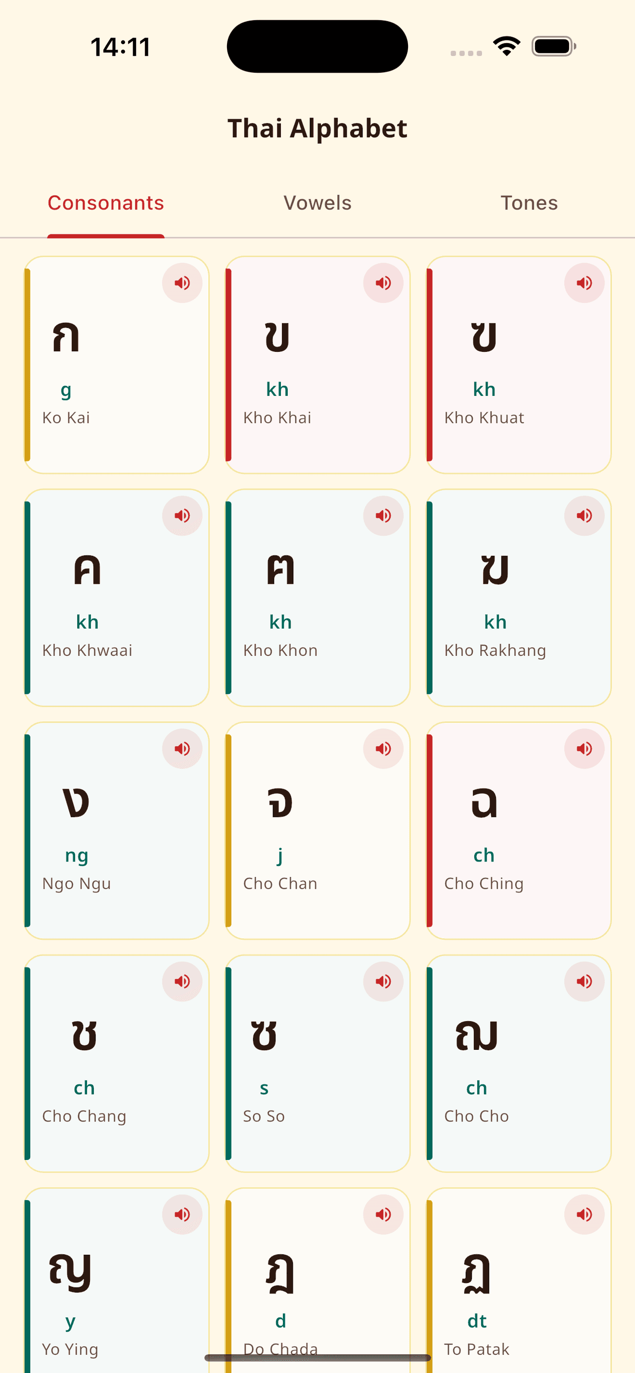 NidNoi Thai alphabet screen showing the consonant grid with mid, high, and low class color stripes